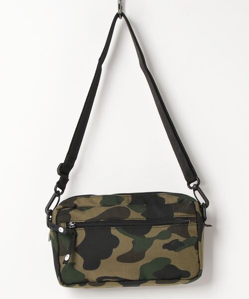 A BATHING APE(アベイシングエイプ)の「1ST CAMO MINI SHOULDER BAG M (CORDURA)(ショルダーバッグ・メンズ・グリーン・FREE)」の6枚目の写真