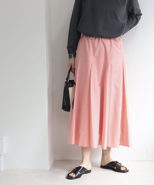 fredy emue（フレディエミュ）の「シャイニータイプライタースカート（スカート・レディース・ピンク/ネイビー・38/36）」の9枚目の写真