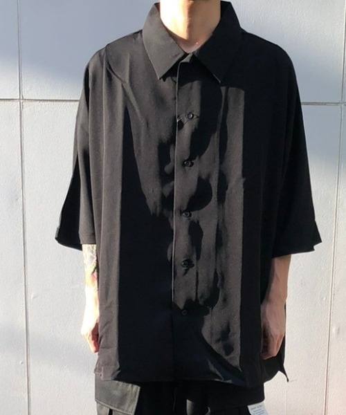 AZIONE(アジオネ)の「AZIONE/アジオネ/ドルマンスリーブs/sシャツ/半袖シャツ(シャツ/ブラウス・メンズ・ホワイト/ブラック/ライトグリーン/グリーン/ブルー・MEDIUM/LARGE)」の3枚目の写真