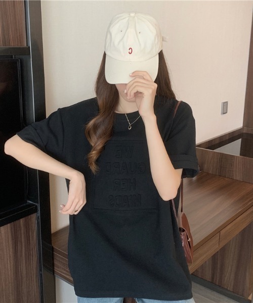 WEGO（ウィゴー）の「WEGO/エンボスプリントTシャツ（Tシャツ/カットソー・レディース・ブラウン/ホワイト/グレー/ブラック・FREE）」の14枚目の写真