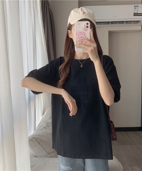 WEGO（ウィゴー）の「WEGO/エンボスプリントTシャツ（Tシャツ/カットソー・レディース・ブラウン/ホワイト/グレー/ブラック・FREE）」の18枚目の写真