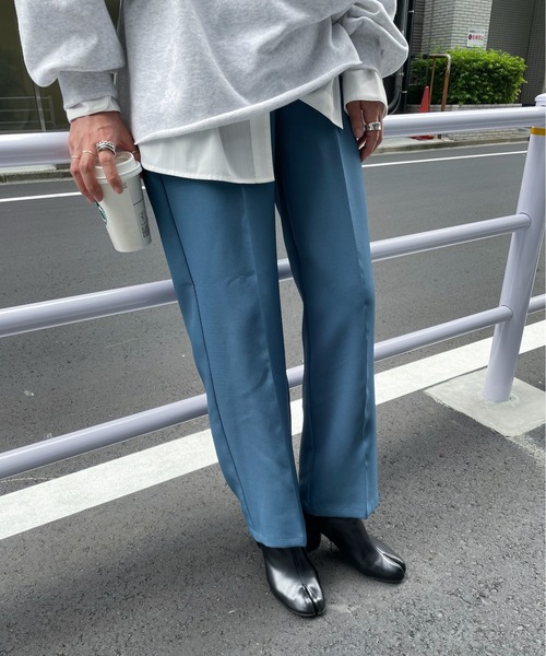 feepur（フェピュール）の「センタープレスストレートカラースラックス（スラックス・レディース・ダークグリーン/ブルー/オレンジ/グリーン系その他/アイボリー/ブラック/ベビーピンク/レッド/モカ・MEDIUM/SMALL）」の6枚目の写真