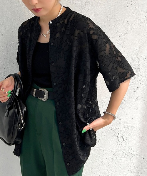 apres jour mignon(アプレジュールミニョン)の「柄シアーブラウス【ZOZOTOWN限定アイテム】(シャツ/ブラウス・レディース・ブラック/オフホワイト/アイボリー・フリー/X-LARGE)」の3枚目の写真