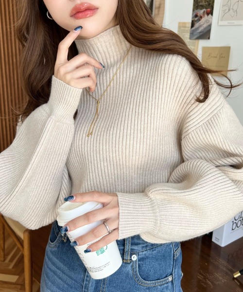 moment+（モーメントプラス）の「【累計販売枚数1万枚突破！】7G ボトルネックボリュームスリーブリブニットプルオーバー（ニット/セーター・レディース・アイボリー/イエロー/ピンク/オレンジ/ブルー/ブラック/ナチュラル/ラベンダー/ピンクベージュ/ライトブルー/杢グレー/ボルドー/チャコールグレー/ブラウン・FREE/M/L）」の7枚目の写真