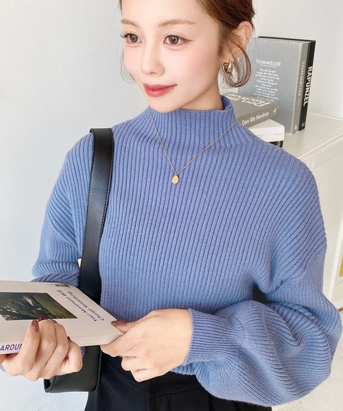 moment+（モーメントプラス）の「【累計販売枚数1万枚突破！】7G ボトルネックボリュームスリーブリブニットプルオーバー（ニット/セーター・レディース・アイボリー/イエロー/ピンク/オレンジ/ブルー/ブラック/ナチュラル/ラベンダー/ピンクベージュ/ライトブルー/杢グレー/ボルドー/チャコールグレー/ブラウン・FREE/M/L）」の8枚目の写真