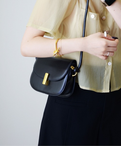ibeul_（イベール）の「クラシックミニショルダーバッグ（ショルダーバッグ・レディース・ブラック/キャメル/ワイン・FREE）」の12枚目の写真