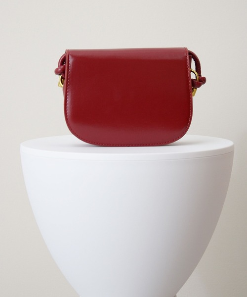 ibeul_（イベール）の「クラシックミニショルダーバッグ（ショルダーバッグ・レディース・ブラック/キャメル/ワイン・FREE）」の6枚目の写真