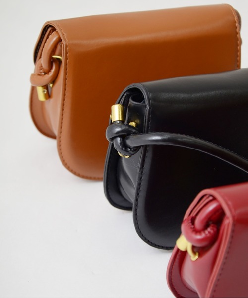 ibeul_（イベール）の「クラシックミニショルダーバッグ（ショルダーバッグ・レディース・ブラック/キャメル/ワイン・FREE）」の13枚目の写真