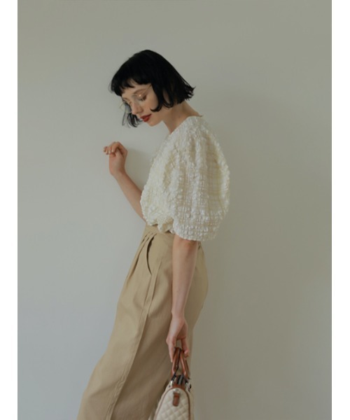 AMAIL（アマイル）の「Pcopon cloth（Tシャツ/カットソー・レディース・ブラック/アイボリー・FREE）」の3枚目の写真