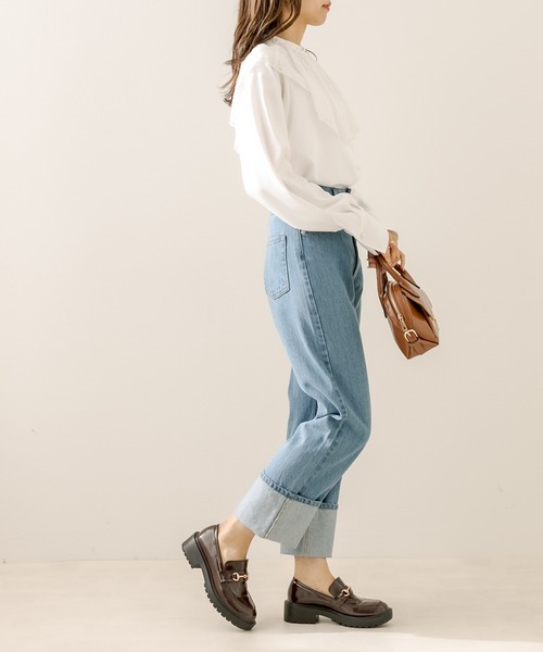 OLIVE des OLIVE(オリーブデオリーブ)の「ラッフルカラ―付ブラウス(シャツ/ブラウス・レディース・ホワイト/オフホワイト/ネイビー・FREE)」の17枚目の写真