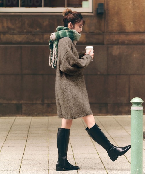 titivate（ティティベイト）の「ﾎﾞｰﾄﾈｯｸﾐﾆ丈ﾆｯﾄﾜﾝﾋﾟｰｽ（ワンピース・レディース・ライトグレー/ベージュ/ブラウン・S/M）」の5枚目の写真