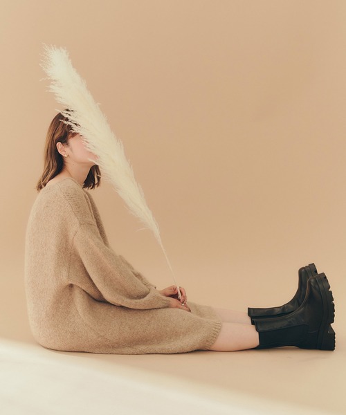 titivate（ティティベイト）の「ﾎﾞｰﾄﾈｯｸﾐﾆ丈ﾆｯﾄﾜﾝﾋﾟｰｽ（ワンピース・レディース・ライトグレー/ベージュ/ブラウン・S/M）」の13枚目の写真