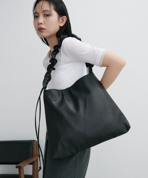 セール】【お気に入り6万超え】2WAYワンハンドルバッグ / ギャザー