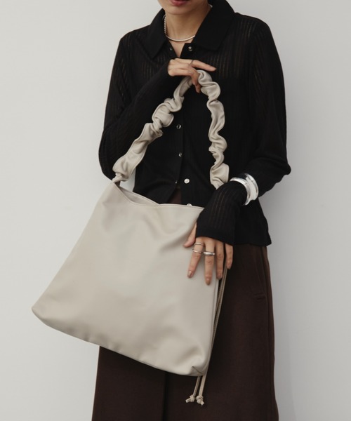 セール】【お気に入り6万超え】2WAYワンハンドルバッグ / ギャザー