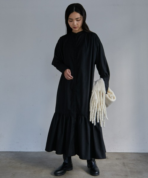 ECRIRE（エクリール）の「【yurieコラボ】ウールライクロングカフスシャツワンピース（ワンピース・レディース・ベージュ/ブラック・M/L）」の2枚目の写真