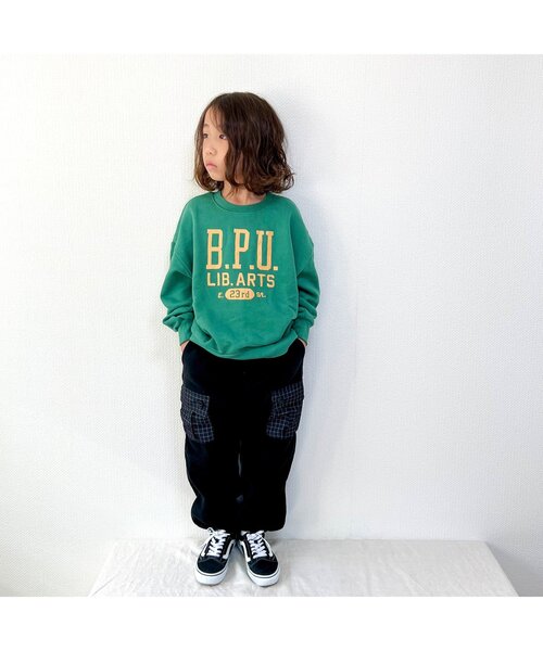 BREEZE（ブリーズ）の「【裏毛】カラフルカレッジトレーナー（スウェット・キッズ・パープル/レッド/グリーン/ネイビー/グレー・130/150/90/100/110/120/140）」の10枚目の写真