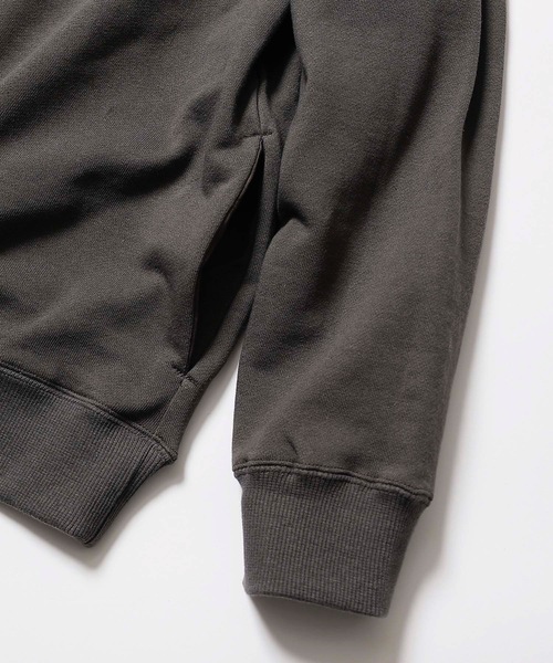 NUMBER (N)INE（ナンバーナイン）の「SCHOOL OF VISUAL COMEDY PULLOVER SWEATSHIRT（スウェット・メンズ・ダークグレー/ブラック/トップグレー・2/3/4）」の9枚目の写真