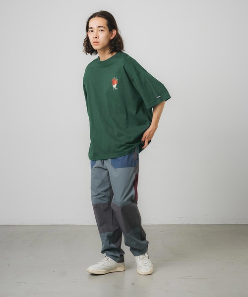 SILAS(サイラス)の「STRAWBERRY PRINT WIDE S/S TEE(Tシャツ/カットソー・メンズ・ホワイト/ブラック/グリーン・M/L/XL)」の21枚目の写真