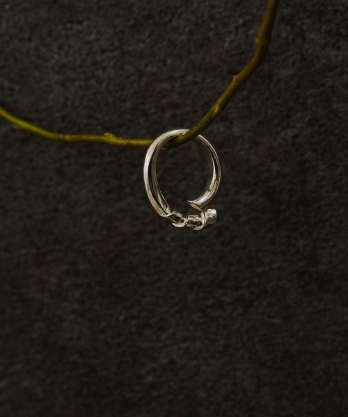 loni(ロニ)の「【金属アレルギー対応】Vine ring (デザインリング)(リング・レディース・ゴールド系その他6/シルバー・#9/#11/#13)」の5枚目の写真