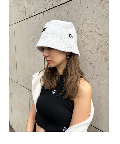 Queen snidel コラボ　トップス　ホワイト NEW ERA（ニューエラ）の「【SNIDEL|NEW ERA】コラボクロップドT