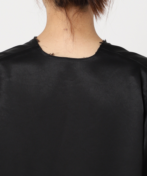 CITYSHOP（シティーショップ）の「V NECK SATIN ブラウス