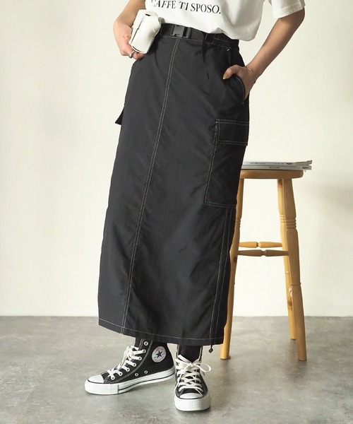 Riberry（リベリー）の「ナイロンカーゴスカート（スカート・レディース・カーキ/ブラック・MEDIUM）」の4枚目の写真