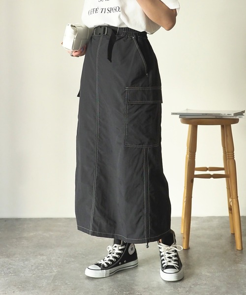 Riberry（リベリー）の「ナイロンカーゴスカート（スカート・レディース・カーキ/ブラック・MEDIUM）」の11枚目の写真