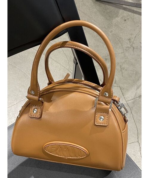 EMODA(エモダ)の「エンボスロゴボストンバッグ(ハンドバッグ・レディース・ブラック/クリア/ブラウン・FREE)」の4枚目の写真