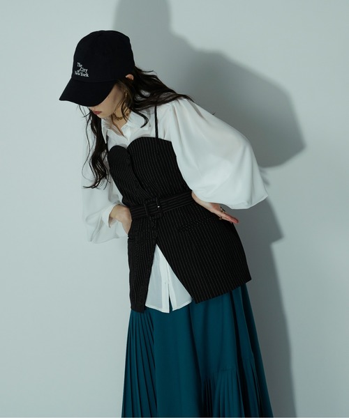 Ezick(エジック)の「Corset like silhouette ビスチェ(ベスト・レディース・カーキオリーブ/ブラック系その他/グレー系その他/ブラック・FREE)」の5枚目の写真