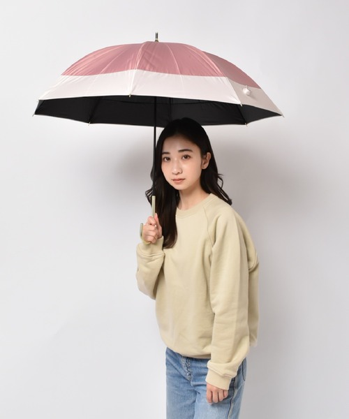 Waterfront(ウォーターフロント)の「スレンダーハンドル UVブロック ツートン(長傘・レディース・ピンク/モカ/サンドベージュ/ローズ/ホワイト×ネイビー/ネイビー×ホワイト・FREE)」の12枚目の写真