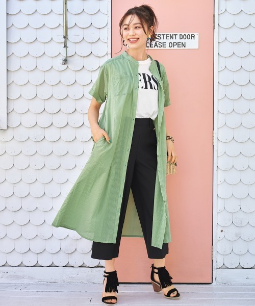 SMILE LAND(スマイルランド)の「大きいサイズ ロング丈ロゴプリントタンクトップ(タンクトップ・レディース・オフホワイト/ブラック・L/LL/3L/4L/5L)」の3枚目の写真