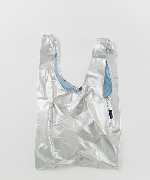 BAGGU（バグー）の「STANDARD BAGGU 482.メタリックシルバー（エコバッグ/サブバッグ・レディース・シルバー・FREE）」の3枚目の写真