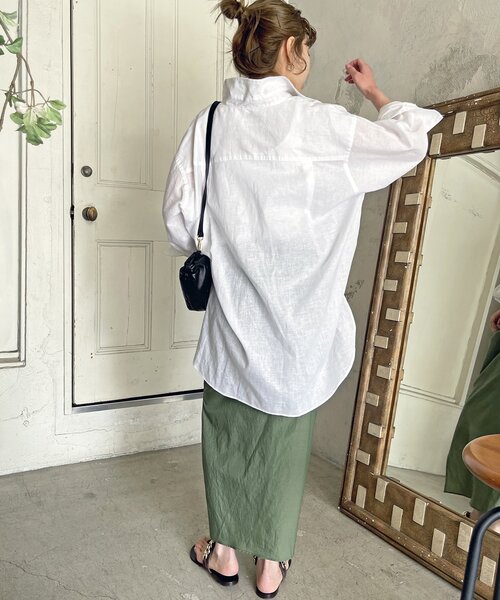 Spick & Span（スピックアンドスパン）の「≪追加≫コットンリネンルーズシャツ（シャツ/ブラウス・レディース・ブルー系その他/その他4/その他7/ホワイト/その他10/グリーン/マルチ/ベージュ・FREE）」の16枚目の写真