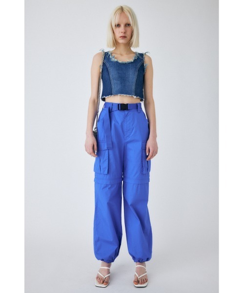 MOUSSY(マウジー)の「PANEL DENIM SLEEVELESS トップス(タンクトップ・レディース・ブルー・1/2)」の3枚目の写真