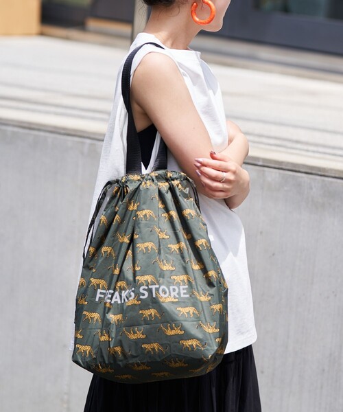 KiU(キウ)の「KiU×FREAK'S STORE/キウ×フリークスストア 別注 ECO BAG/ 別注エコバッグ(エコバッグ/サブバッグ・レディース・オリーブ/サックスブルー/キャメル/その他9/レオパード・ONE SIZE)」の6枚目の写真