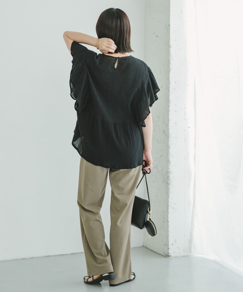 ITEMS URBANRESEARCH（アイテムズ アーバンリサーチ）の「カットジョーゼットセミフレアパンツ（スラックス・レディース・ブラック/ブルー/モカ・FREE）」の11枚目の写真