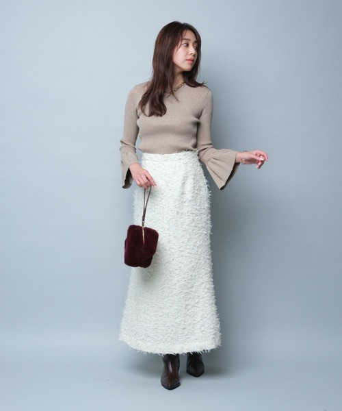 JUSGLITTY ベルスリーブニット　ラメ入り　朝比奈さん着用 JUSGLITTY（ジャスグリッティー）の「ラメベルスリーブ