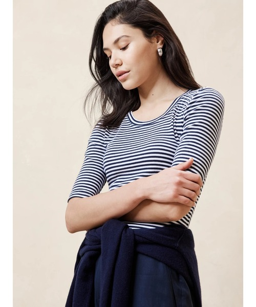 BANANA REPUBLIC FACTORY STORE(バナナリパブリック ファクトリーストア)の「BANANA REPUBLIC FACTORY STORE リブエルボースリーブTシャツ(Tシャツ/カットソー・レディース・ホワイト/ブラック/ブラウン/カーキ/ワイン/キャメル/グレー/ライラック/ネイビー/その他1/その他/ボルドー/ブルー/グリーン/コーラル/ブルー系その他/ブルー系その他2・XS/S/M/L)」の7枚目の写真