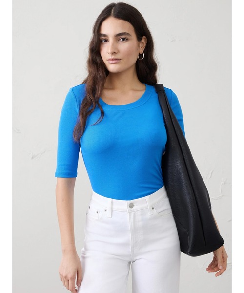 BANANA REPUBLIC FACTORY STORE(バナナリパブリック ファクトリーストア)の「BANANA REPUBLIC FACTORY STORE リブエルボースリーブTシャツ(Tシャツ/カットソー・レディース・ホワイト/ブラック/ブラウン/カーキ/ワイン/キャメル/グレー/ライラック/ネイビー/その他1/その他/ボルドー/ブルー/グリーン/コーラル/ブルー系その他/ブルー系その他2/ラベンダー/ホワイト×ネイビー/レッド/ブルー系その他3/ブラウン系その他・XS/S/M/L)」の13枚目の写真