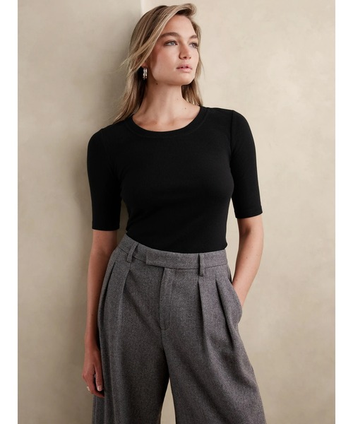 BANANA REPUBLIC FACTORY STORE(バナナリパブリック ファクトリーストア)の「BANANA REPUBLIC FACTORY STORE リブエルボースリーブTシャツ(Tシャツ/カットソー・レディース・ホワイト/ブラック/ブラウン/カーキ/ワイン/キャメル/グレー/ライラック/ネイビー/その他1/その他/ボルドー/ブルー/グリーン/コーラル/ブルー系その他/ブルー系その他2・XS/S/M/L)」の21枚目の写真