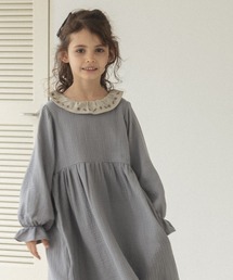 pairmanon（ペアマノン）の「【かぞくおそろい】フリル衿 刺繍ワンピース（ワンピース・キッズ）」