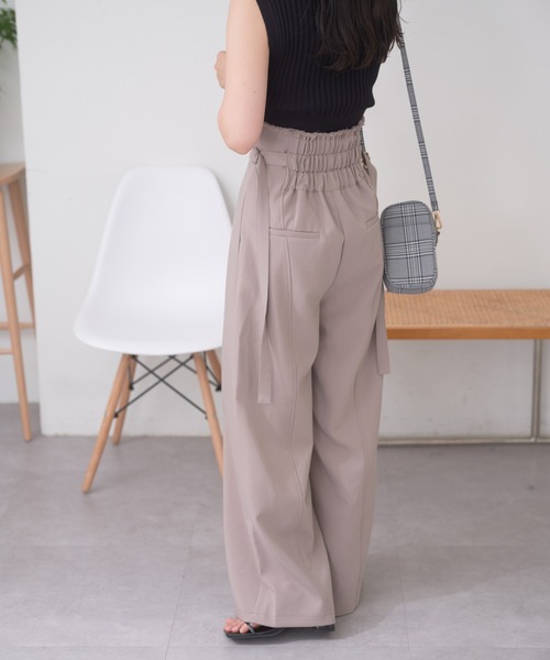 Chico（チコ）の「サイドベルトスラックスパンツ（スラックス・レディース・チャコールグレー/グレイッシュベージュ/グレー・FREE）」の22枚目の写真