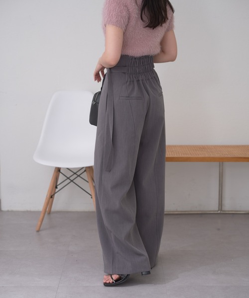 Chico（チコ）の「サイドベルトスラックスパンツ（スラックス・レディース・チャコールグレー/グレイッシュベージュ/グレー・FREE）」の8枚目の写真