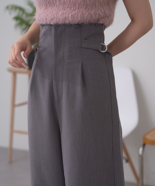 Chico（チコ）の「サイドベルトスラックスパンツ（スラックス・レディース・チャコールグレー/グレイッシュベージュ/グレー・FREE）」の12枚目の写真