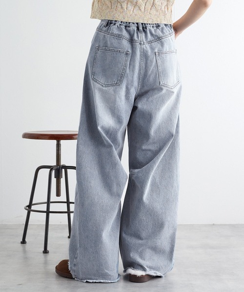 w closet（ダブルクローゼット）の「裾フリンジデニムカーブパンツ