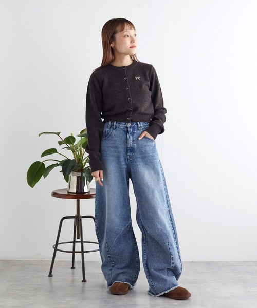 w closet（ダブルクローゼット）の「裾フリンジデニムカーブパンツ