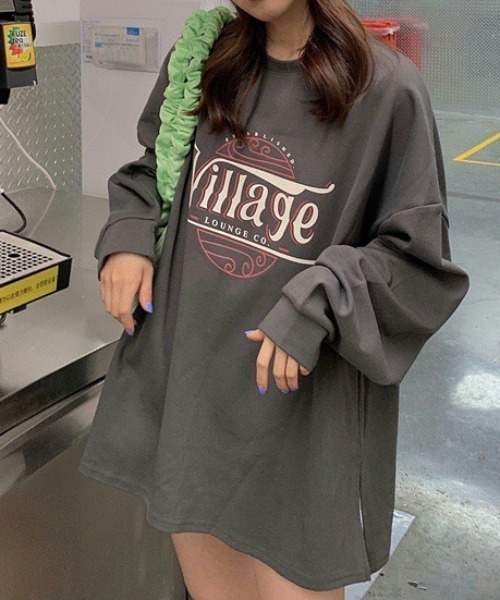 wears(ウェアーズ)の「フロントロゴビッグシルエットトレーナー(Tシャツ/カットソー・レディース・イエロー/チャコールグレー/ライトグレー・FREE)」の4枚目の写真