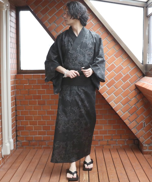 ８(eight)（エイト）の「デザイン浴衣 単品（浴衣・メンズ・D/E/I/G/J/B/A/C/F/K/H/L/ブラック系5/ブラック系6/ネイビー/ネイビー系1/ブラック系1/ブラック系3/ネイビー系3/ネイビー系4/ネイビー系5/ネイビー系2/ブラック系2/ブラック系4・MEDIUM/X-LARGE/LARGE）」の4枚目の写真