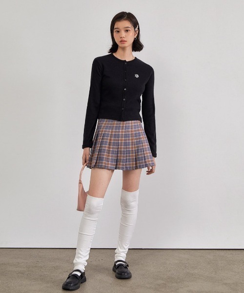 muahmuah（ムーアムーア）の「A'GEM/9 × .kom『muah muah/ムーアムーア』 ANGORA SLIM FIT CARDIGAN/アンゴラ スリフィット カーディガン（カーディガン/ボレロ・レディース・アイボリー/ネイビー/ライトブルー/ブラック・FREE）」の9枚目の写真