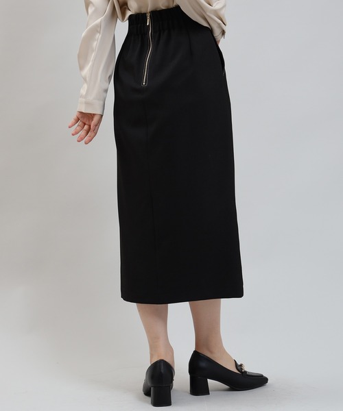 TRUDEA(トルディア)の「バックジップタイトスカート(スカート・レディース・ブルー/ネイビー/ブラック・MEDIUM/LARGE/SMALL)」の15枚目の写真